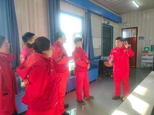青春耀百年 奉献新时代 第三采油厂团委开展四色志愿服务之艺考咨询服务